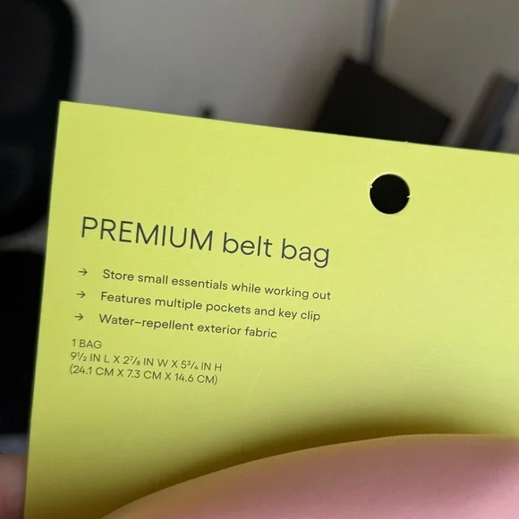 NWT All in Motion Belt Bag - blush/pink - Picture 2 of 4